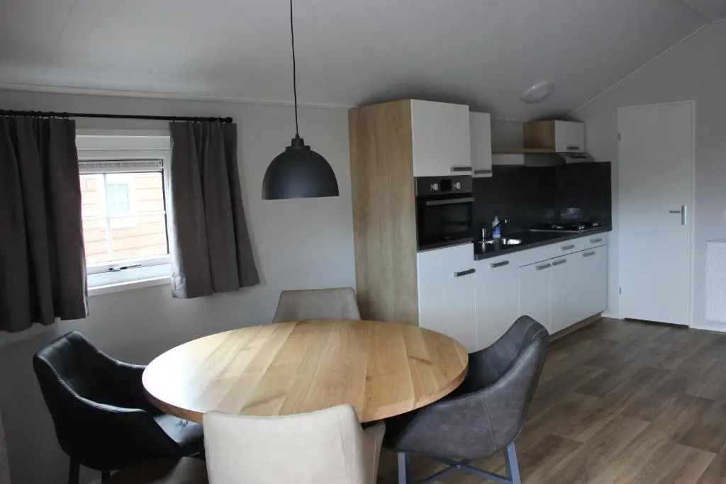 De Bijsselse Enk, Noors chalet 11