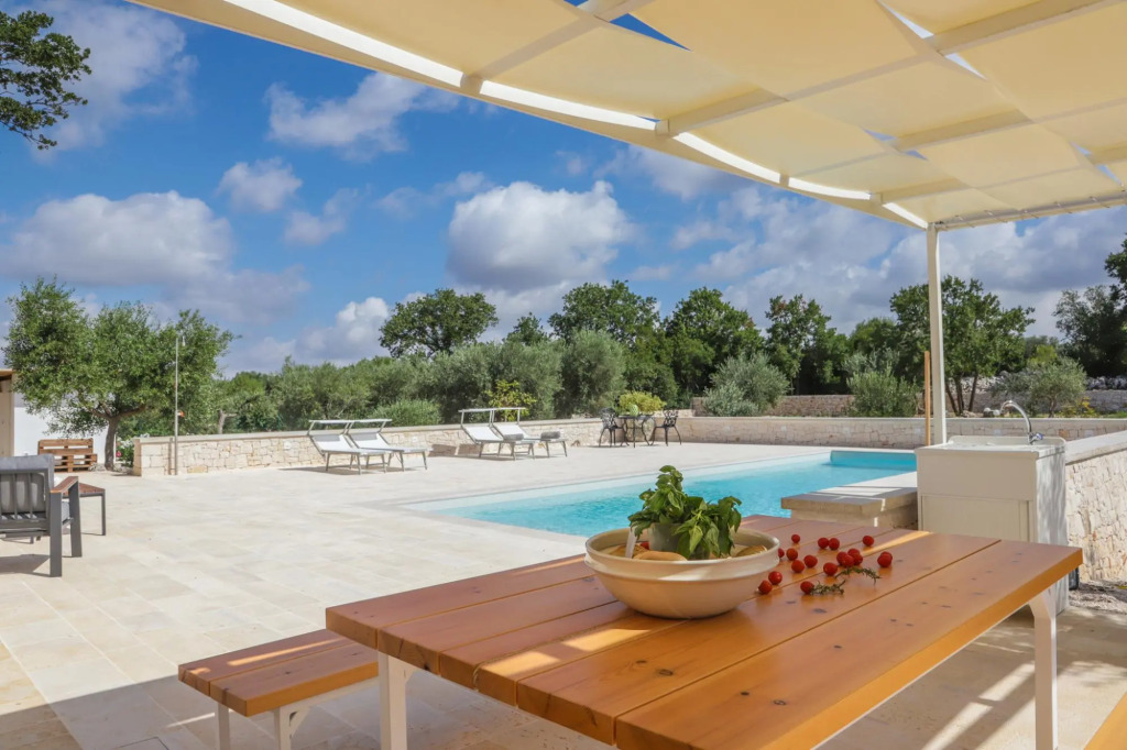 TD Trullo Roverella Charming Trullo with Pool