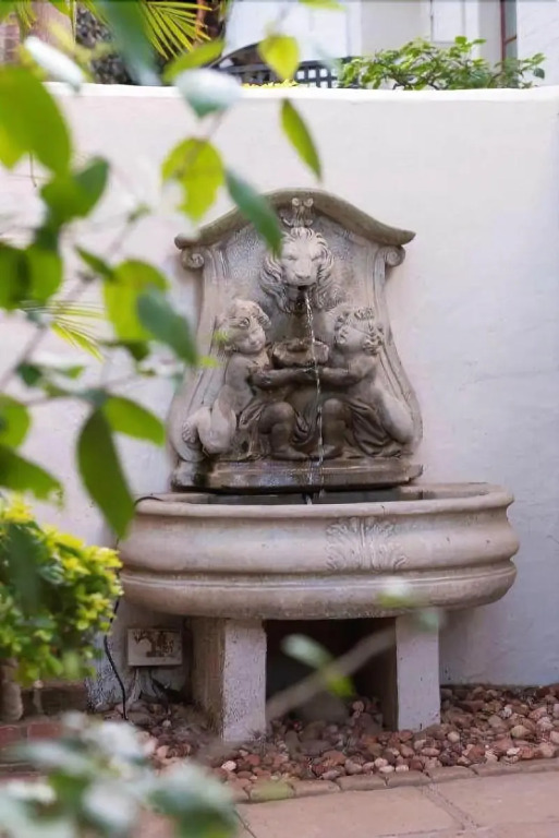 Five Burnham Guest House