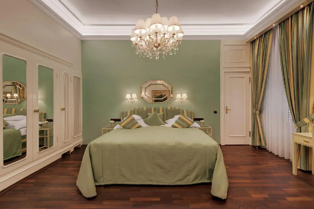 Hotel Europäischer Hof Heidelberg, Bestes Hotel Deutschlands in historischer Architektur