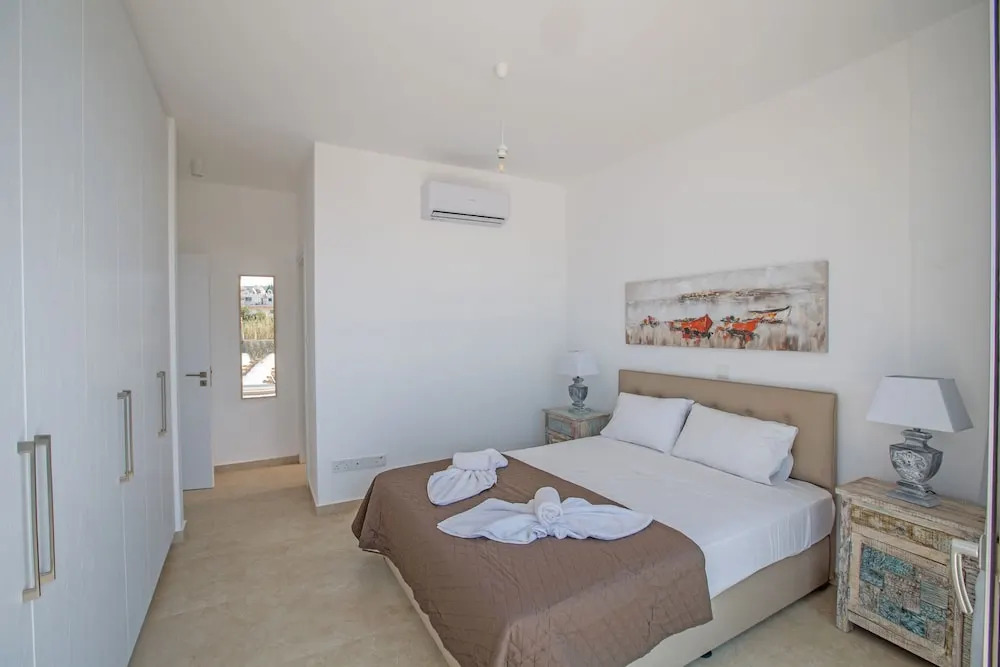 Villa Prol19, Beautiful 3bdr Protaras Villa With Pool, Close to Fig Tree Bay