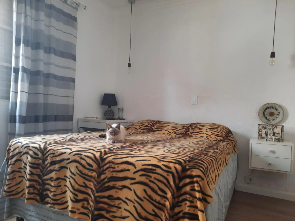Charmosa casa em condominio com quintal