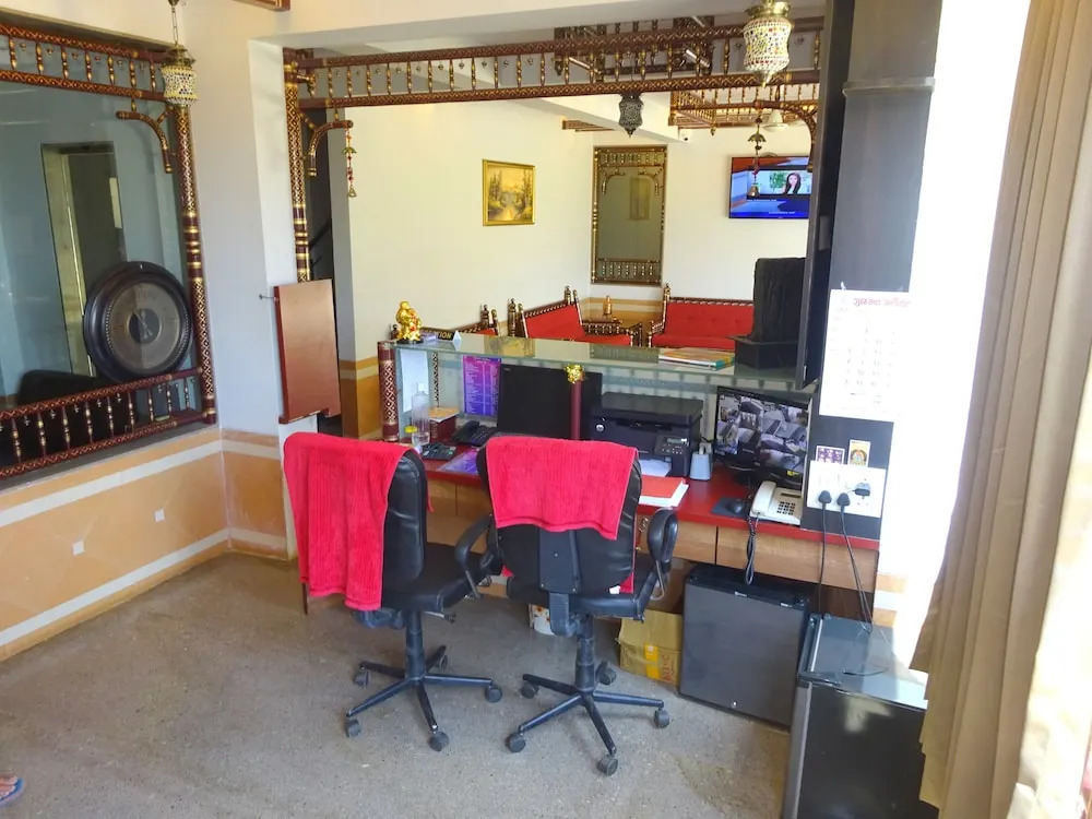 Hotel Kansar Palace