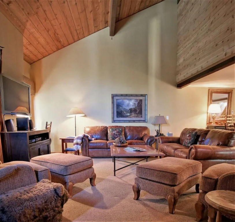 141 Willis Place - 4 Br Townhouse