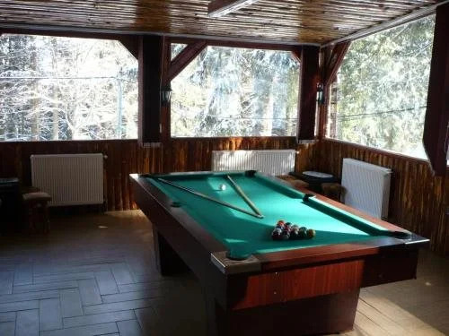 Villa Select