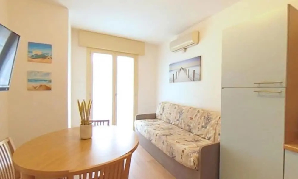 Central Apartment 150mt From the sea