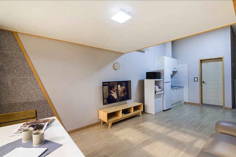 Yeosu Gold Light Pension