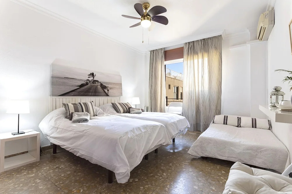 Rentcostadelsol Malagueta-Canovas