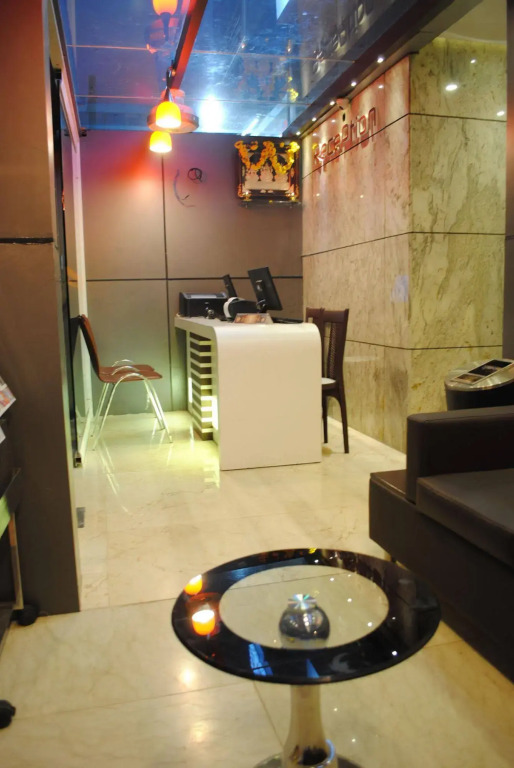 Aishwarya Suites