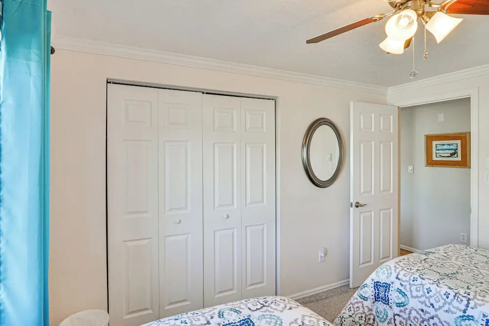 Pet-friendly Buena Vista Home w/ Yard & Hot Tub!