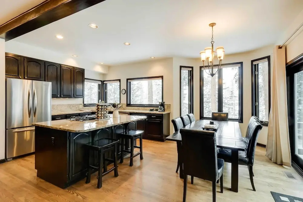Hot Tub & Ski Shuttle: Forested Breckenridge Home!