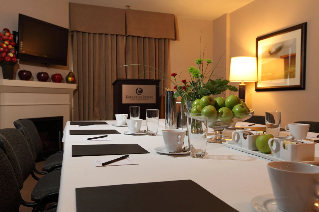 Executive Suites Hotel and Resort, Squamish