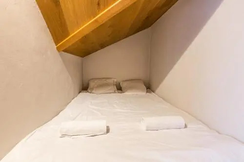 Apartment Genevrier - Spacious Balcony with Mont Blanc Views