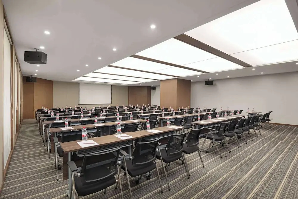 Ramada by Wyndham Zhenjiang Dagang New District