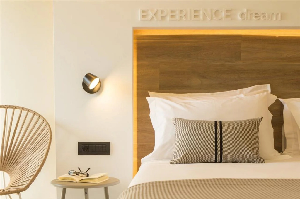 Carian Hotel
