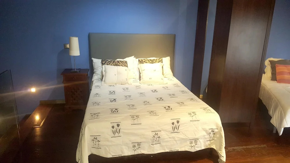 Apartment with One Bedroom in Lisboa, with Wonderful City View, Balcony And Wifi - 20 Km From the Beach