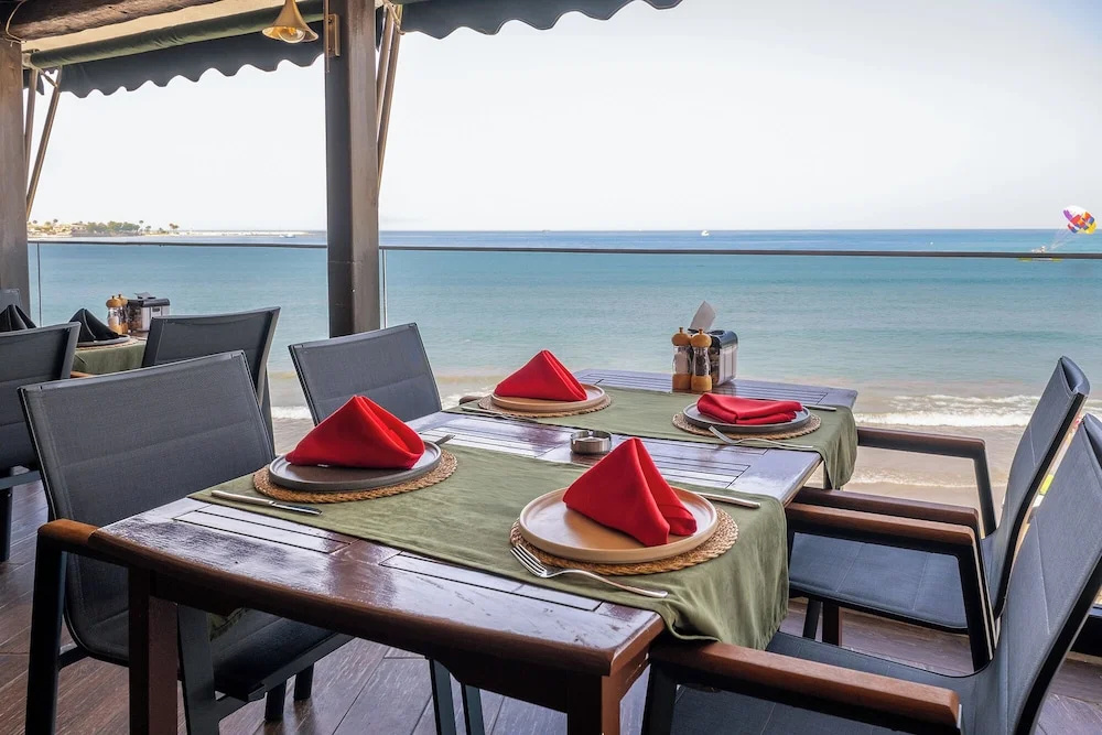 Tropic Beach Club