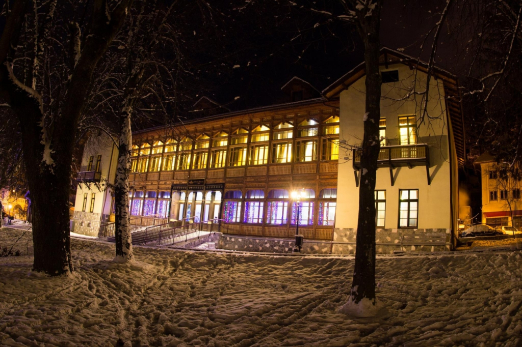 Hotel Regal 1880 - Boutique Hotel in Parcul Central Sinaia