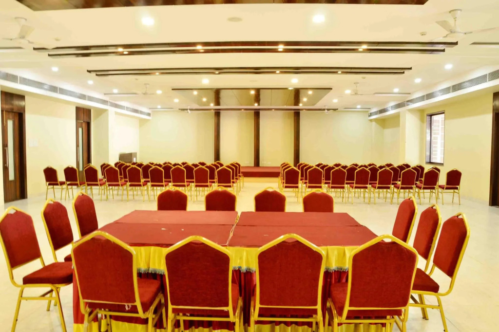 Vista Rooms at Mahalaxmi Nagar