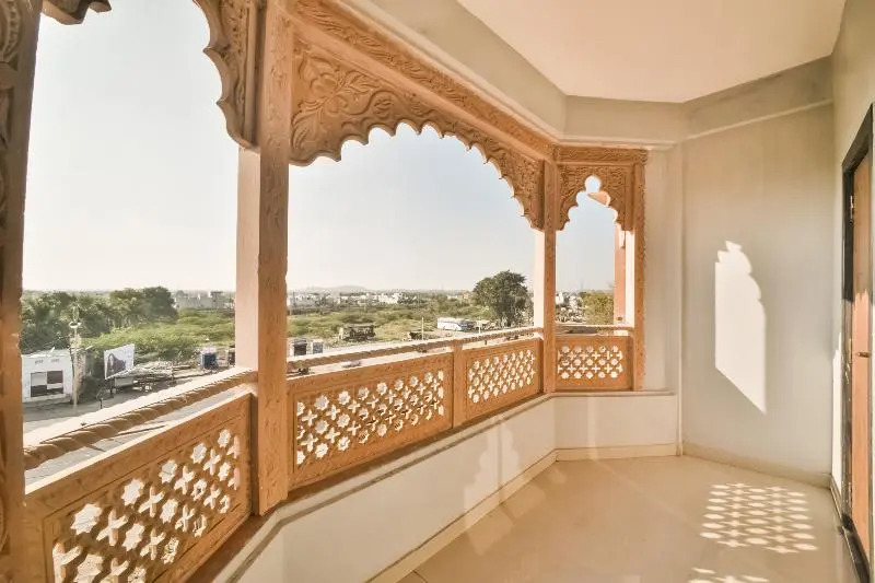 Capital O Amit Palace