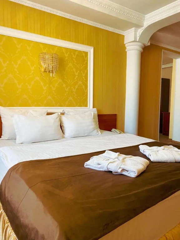 Nomad Hotel