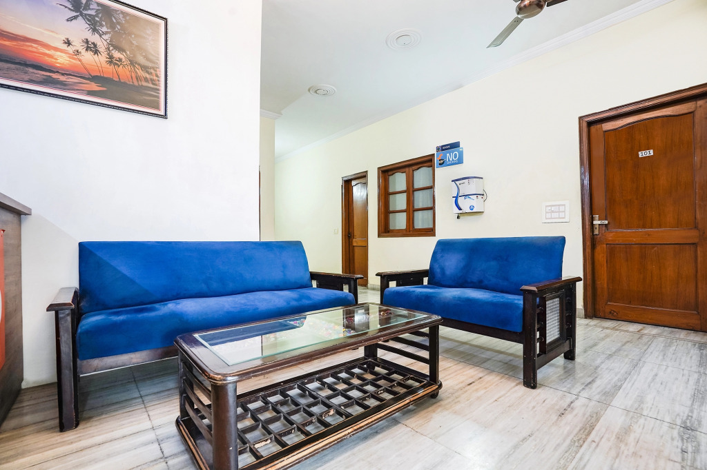 FabHotel Ivy Inn - Nr ISKCON Temple Noida Sec 35