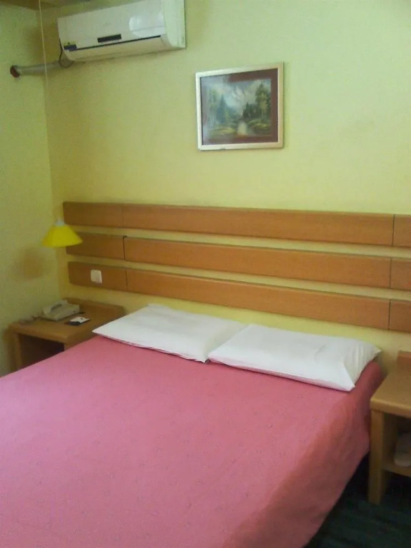 Anqing Home Inn