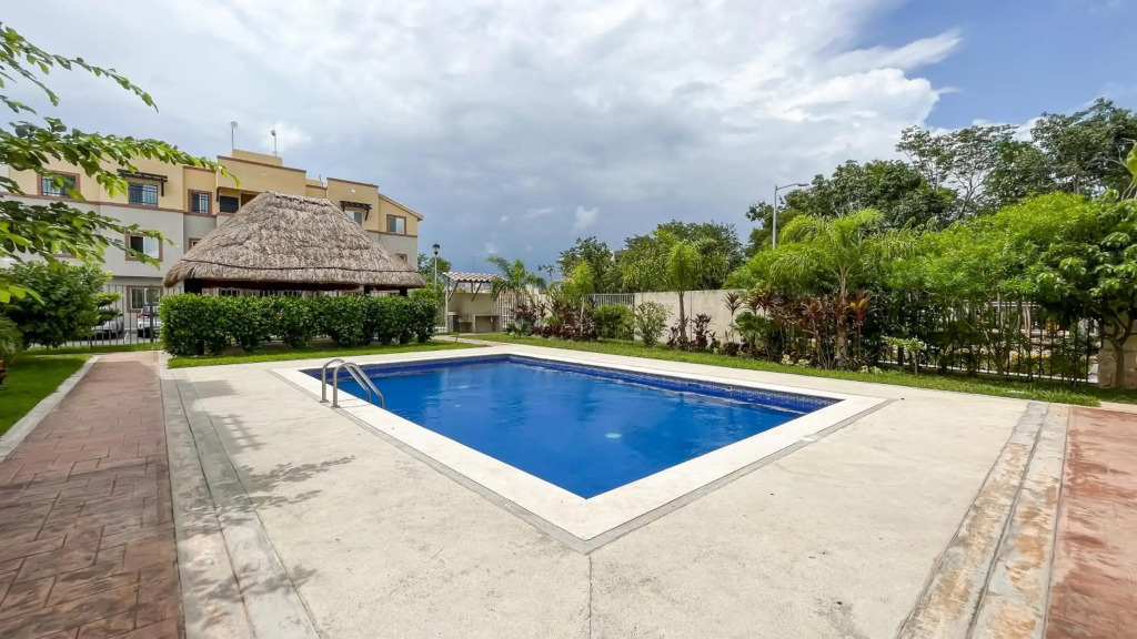 Incredible 3 Bedroom Apartment