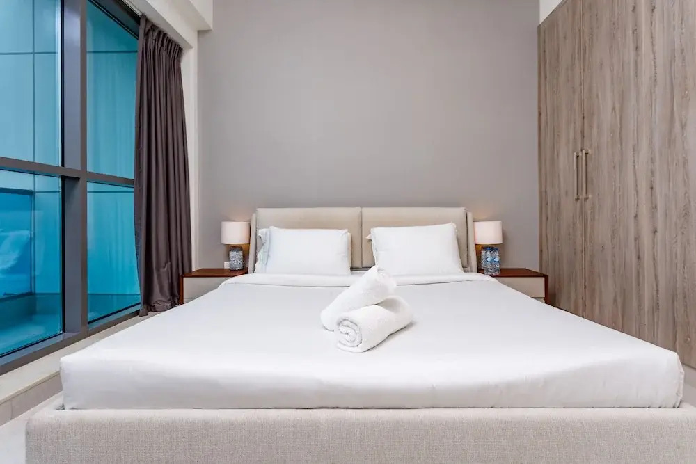 Spacious 2BR apartment with rooftop pool The Bay DT by 360 Vacation