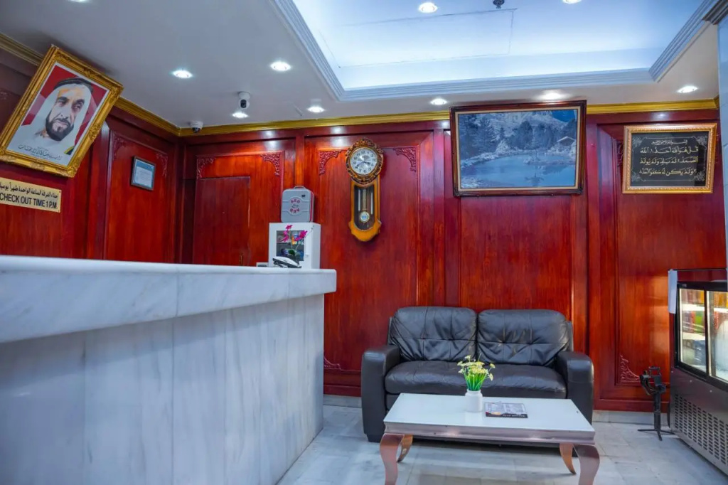 Al Karnak Hotel