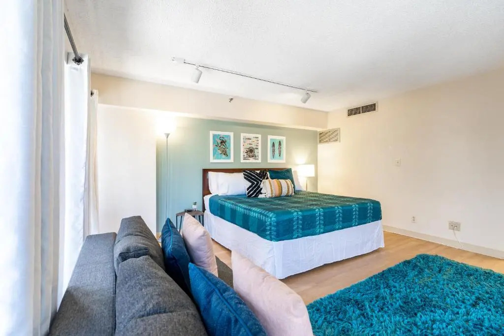 Spacious Downtown Executive Retreat Free Parking
