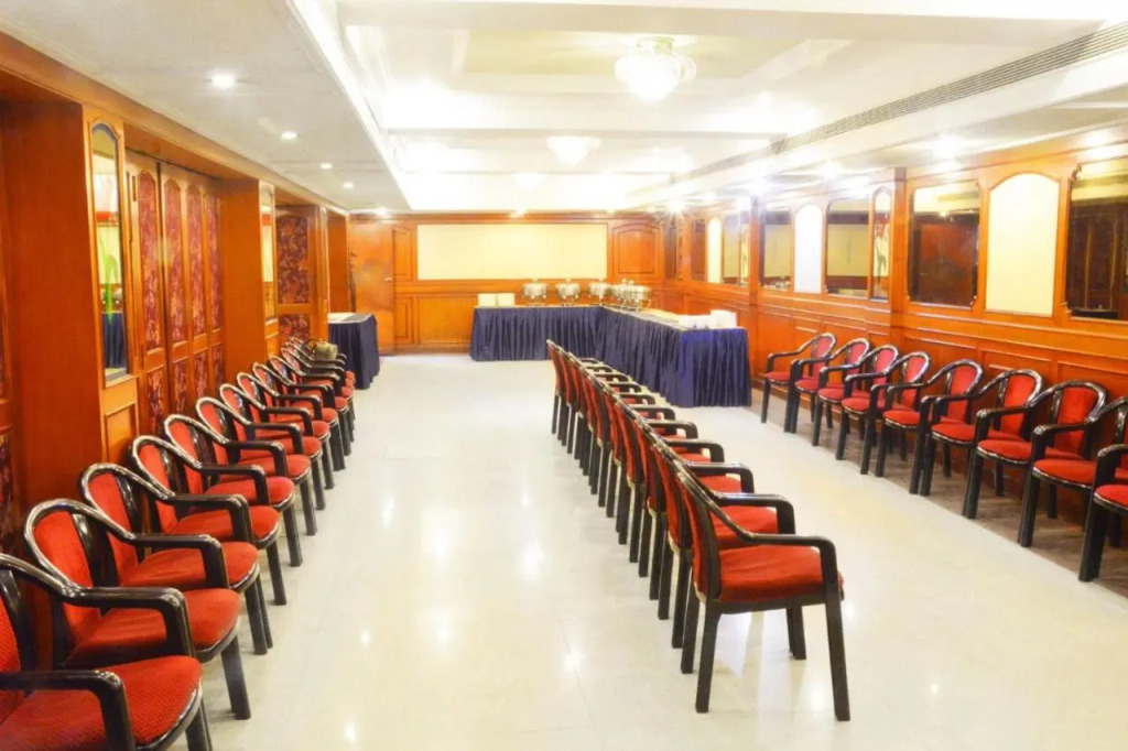 Ashraya International Hotel