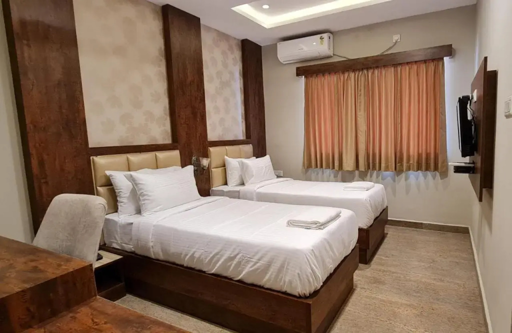 Al Noor Palace Business Class Hotel