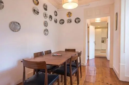 Lovelystay - Chiado 2 Bedroom Charm!
