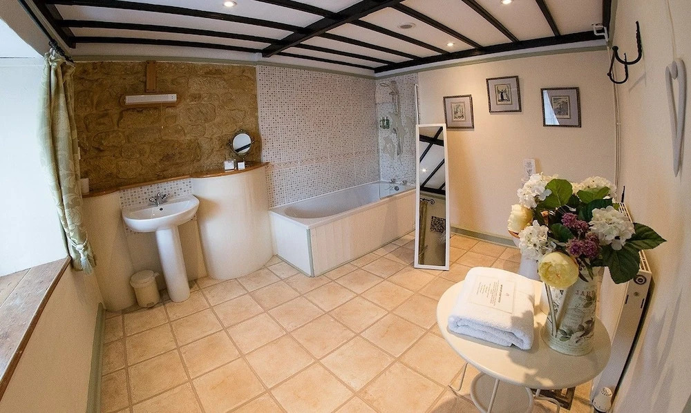 Warren House B&B