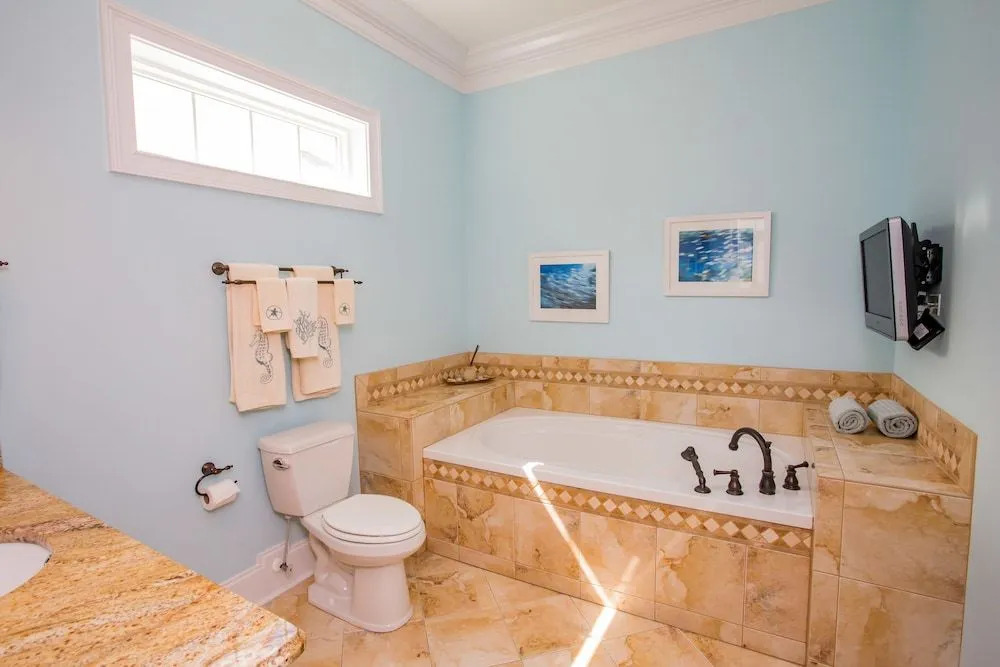 3 BR Beach House 25th Ave. South Ocean Blvd