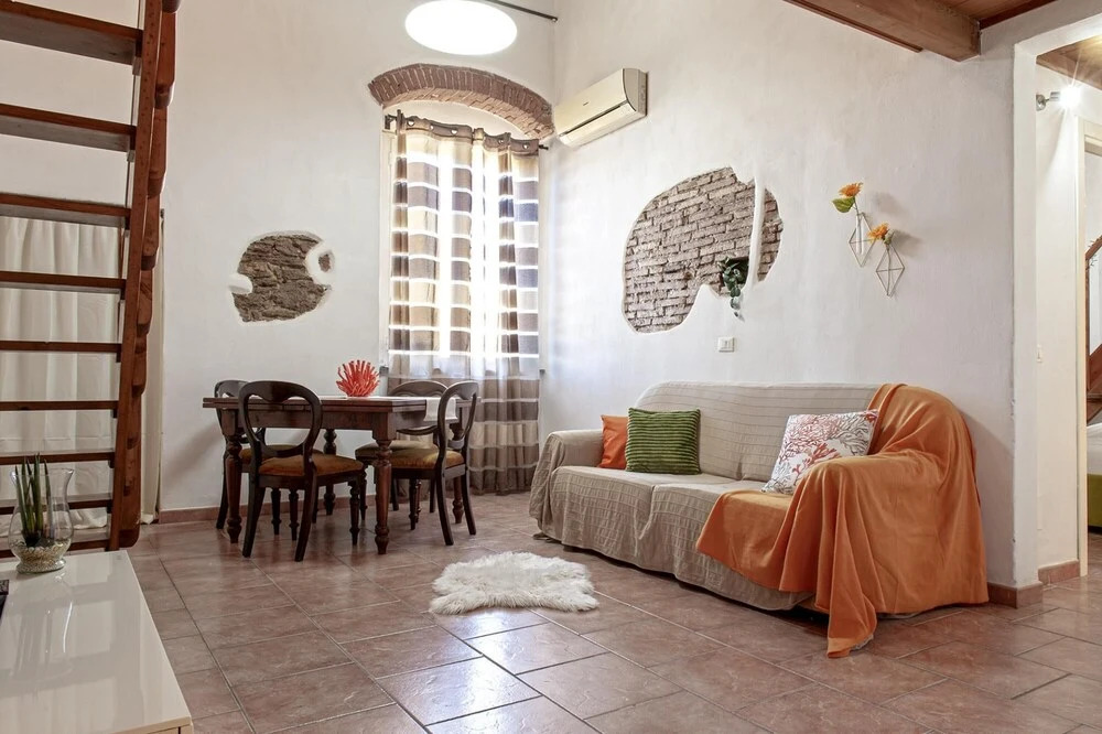 Harbour House in Livorno