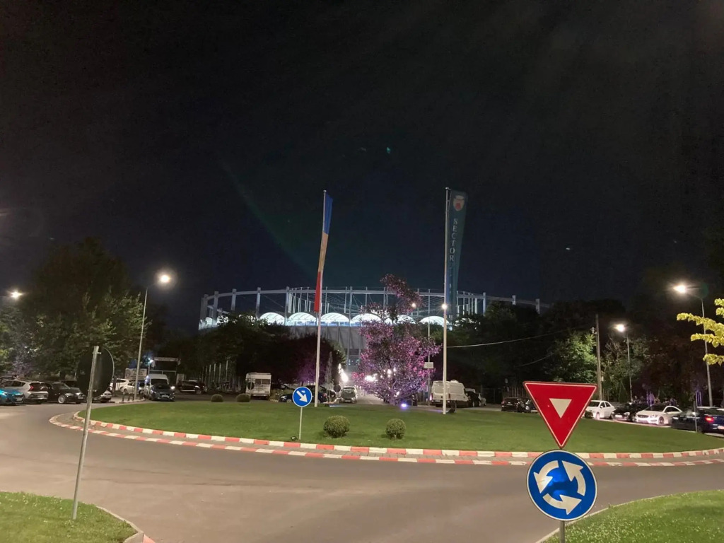 Royal Studio National Arena - Free Parking