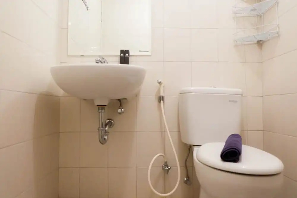 Comfort Living and Minimalist 2BR at Signature Park Grande Apartment By Travelio