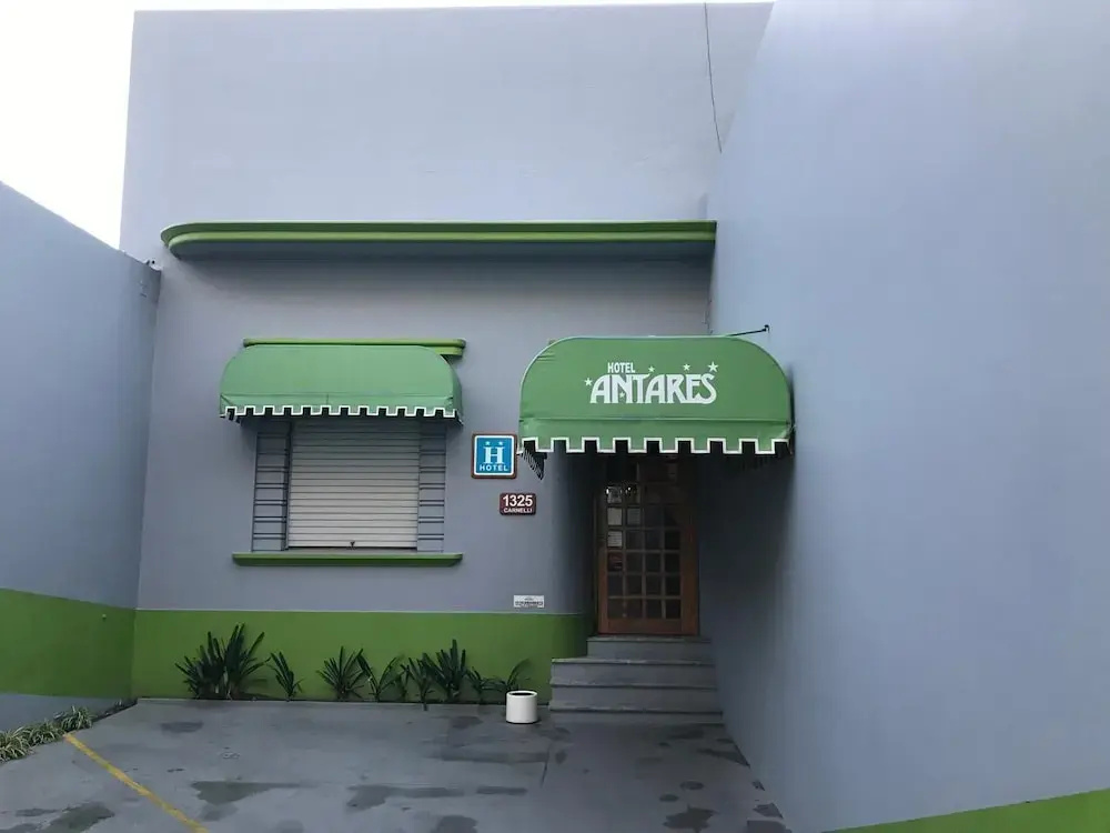 Hotel Antares