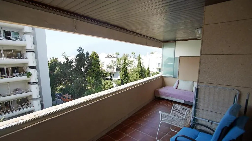 Roy Boston - Luxury Apartment