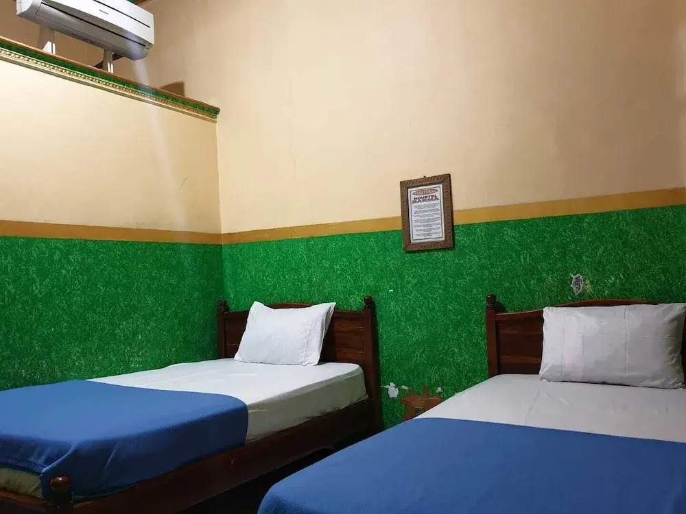 Hotel O Houstel Darma Syariah