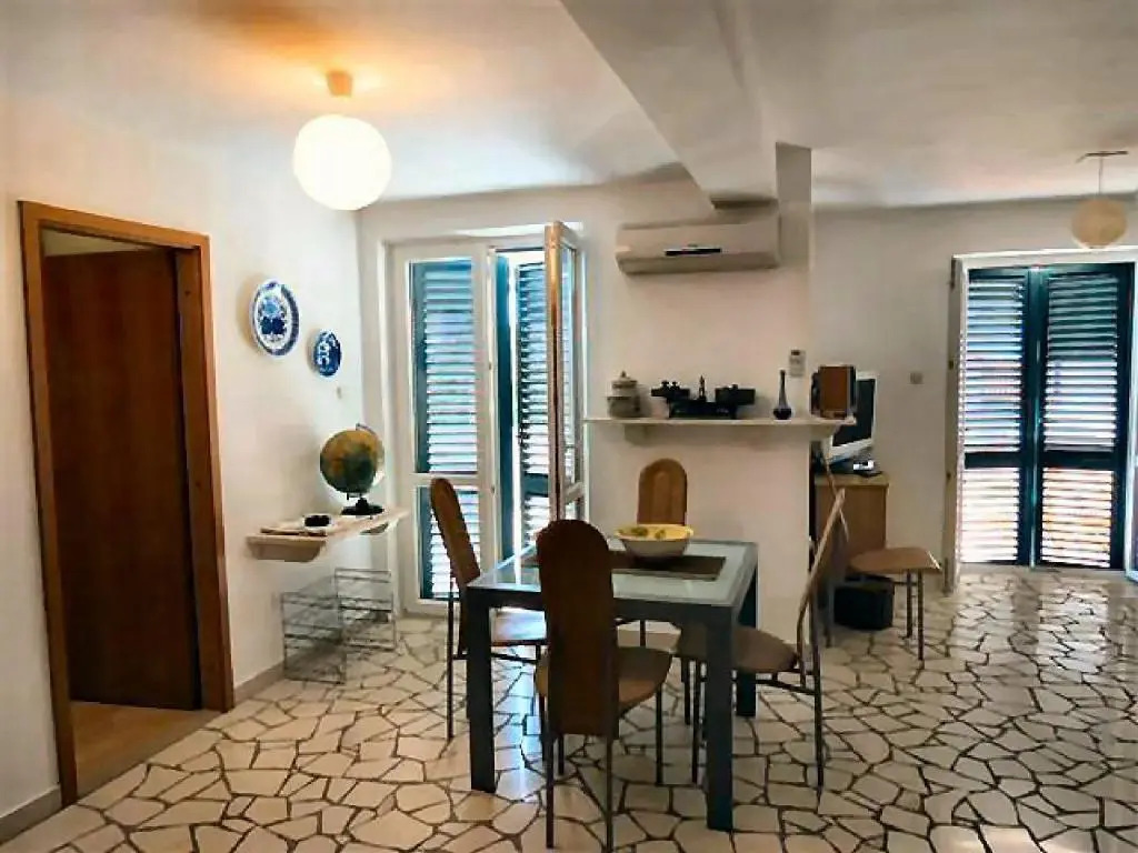 Apartments Mel