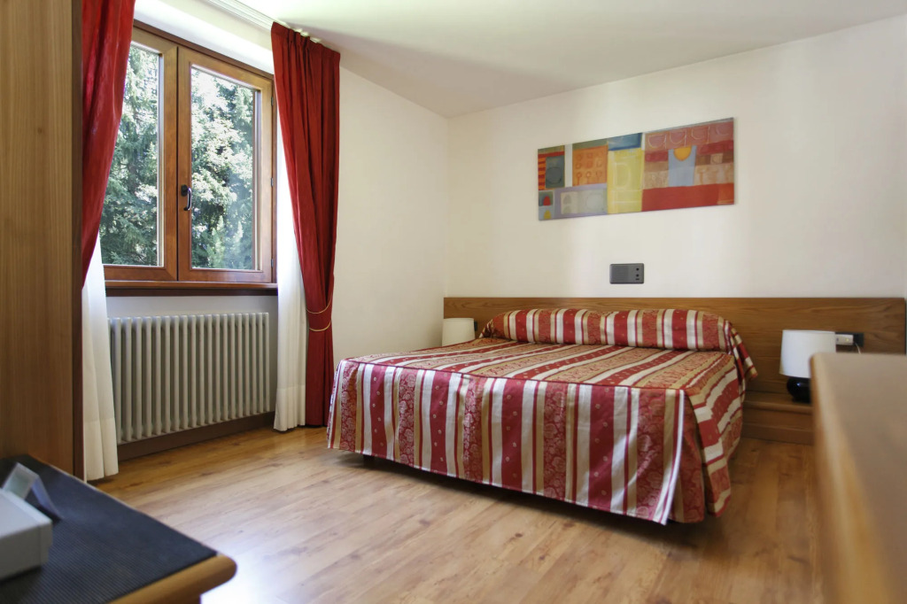 Hotel Alpina