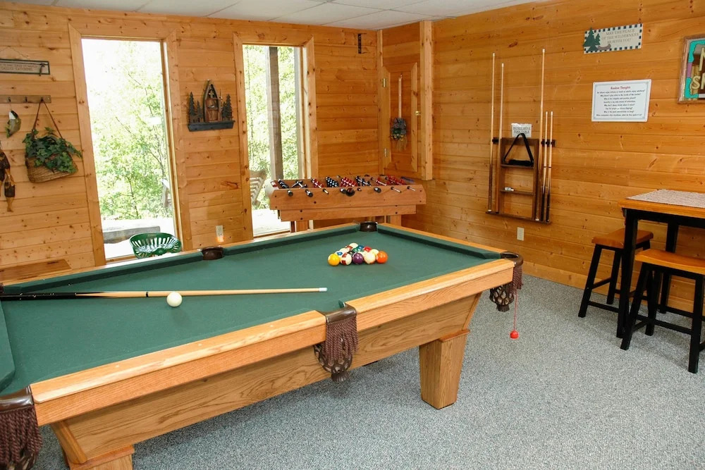 MAJESTIC OAKS - 3 Br Cabin