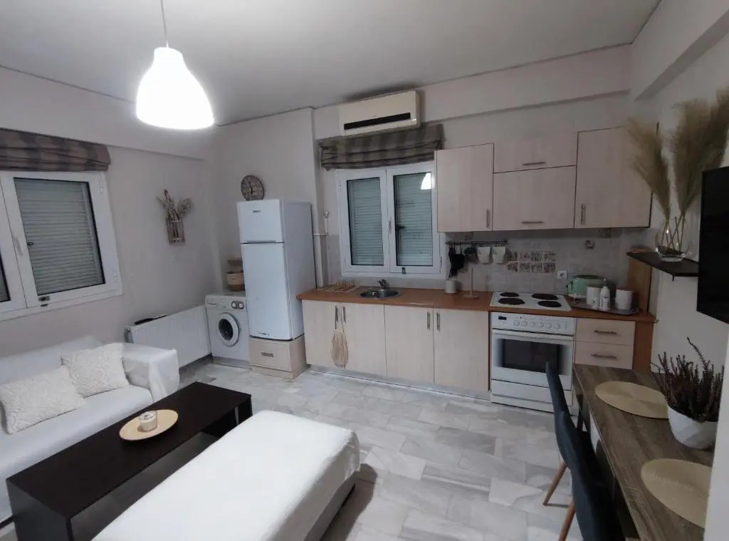 George Central Apartment