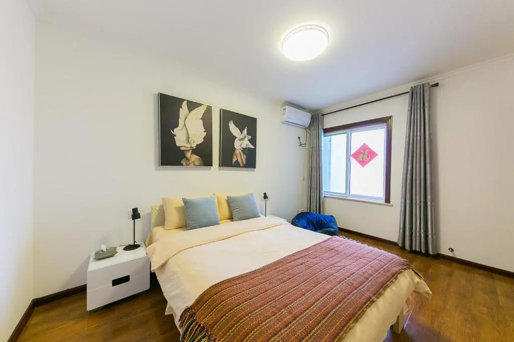 Xi’an NewTown·North Passenger Station· Locals Apartment 00125860