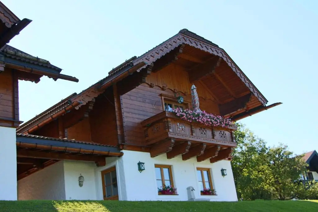 Ferienwohnung Schossleitner - der Wohlfühl-Ansitz am Wolfgangsee mit Weitblick
