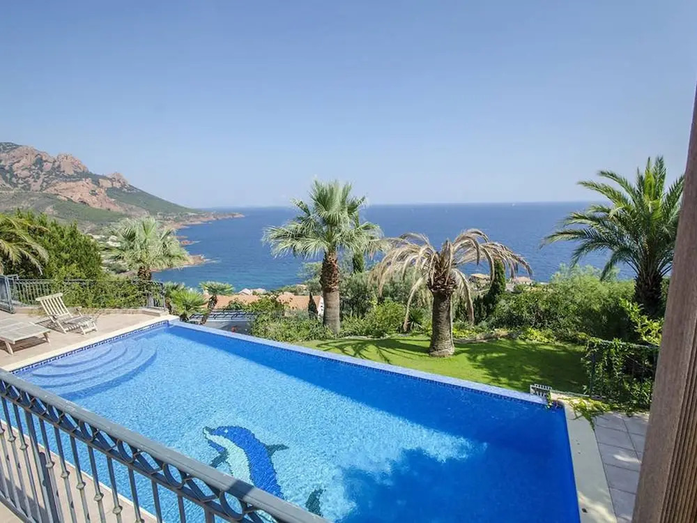 Villa in Anthéor, With Stunning sea Views and Private Swimming Pool