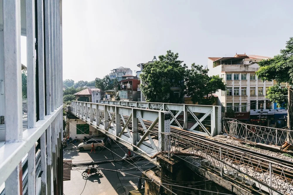 Ha Noi Unique Railway Homestay